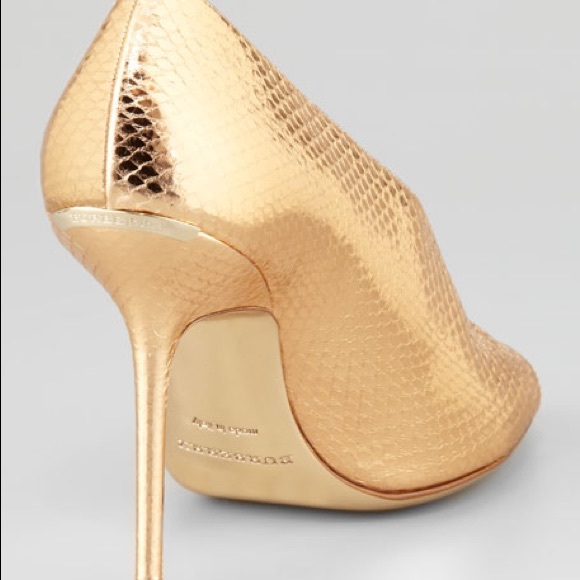 Burberry Metallic Snake Peep-Toe Runway Pump - Picture 2 of 7